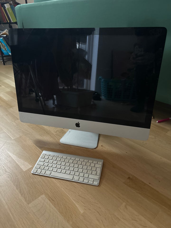 iMac, 27-inch LED widescreen , 3.06