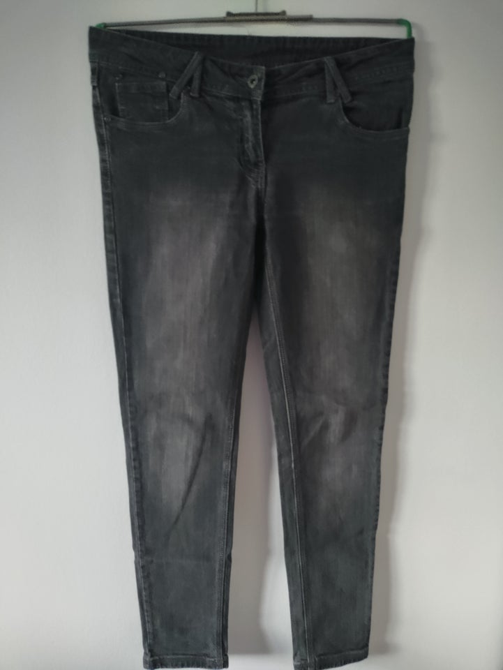 Jeans, Spot, str. 38