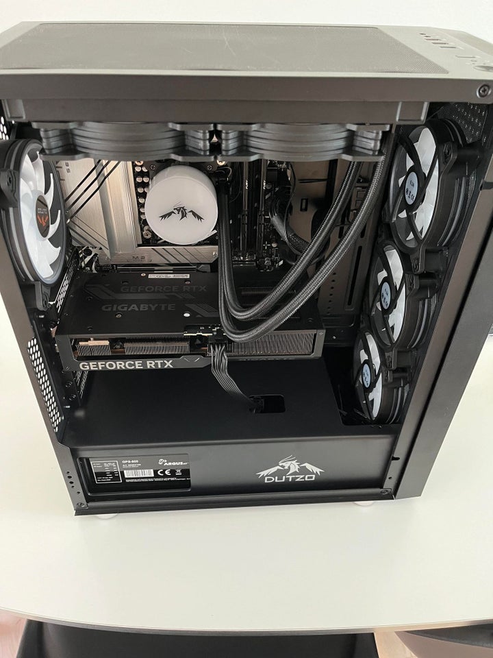 RTX 4070 Gaming computer