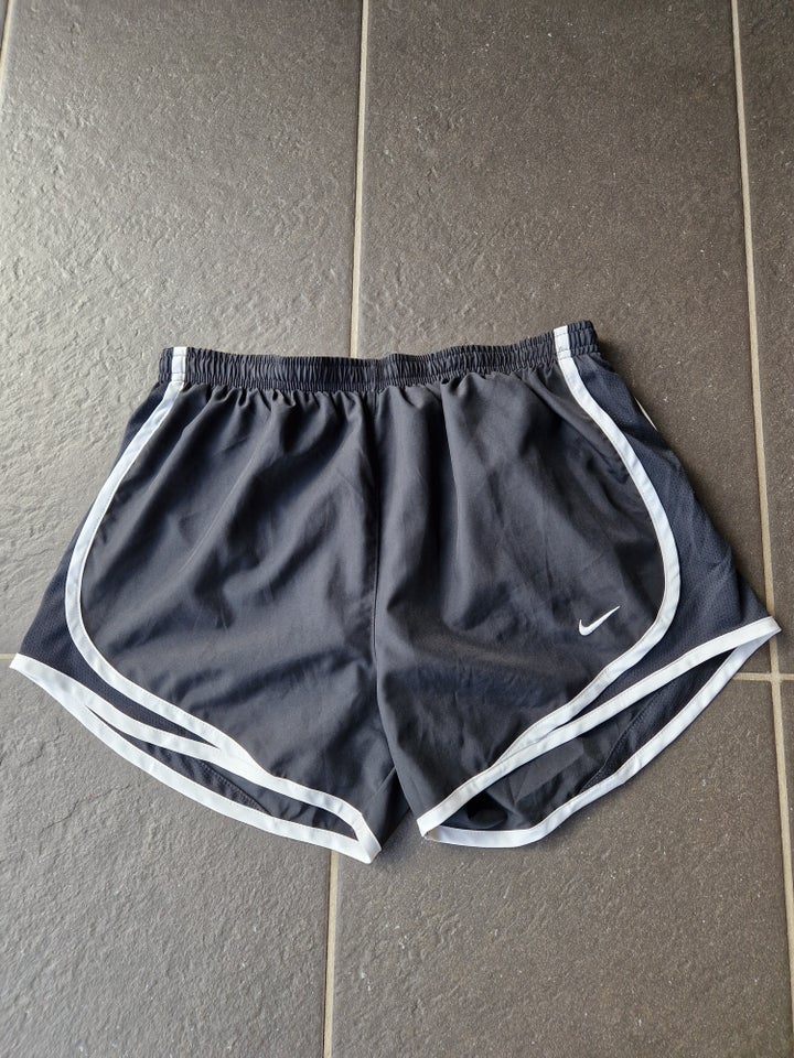 Shorts, Shorts, Nike