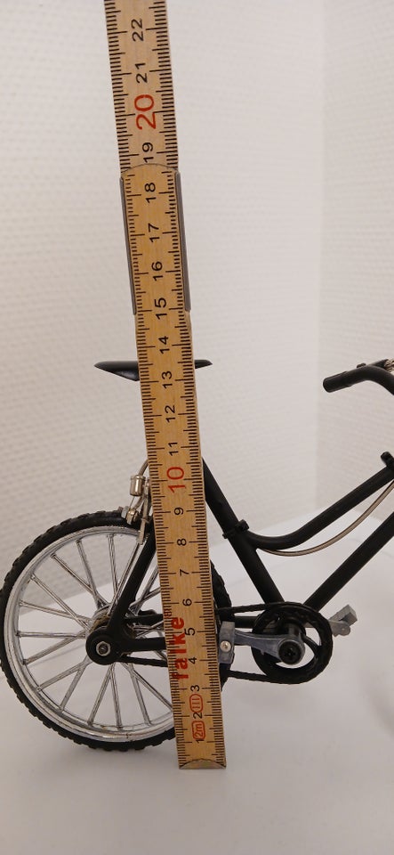 Andet, Modelcykel