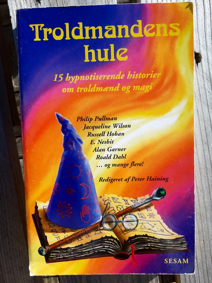 Troldmandens hule, A, genre: