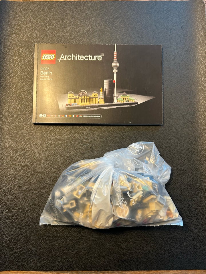 Lego Architecture, 21027