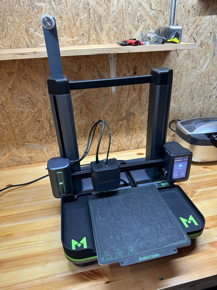 3D Printer, AnkerMake M5, God