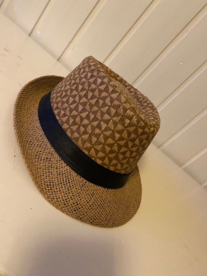 Hat, Sommerhat, str. 58