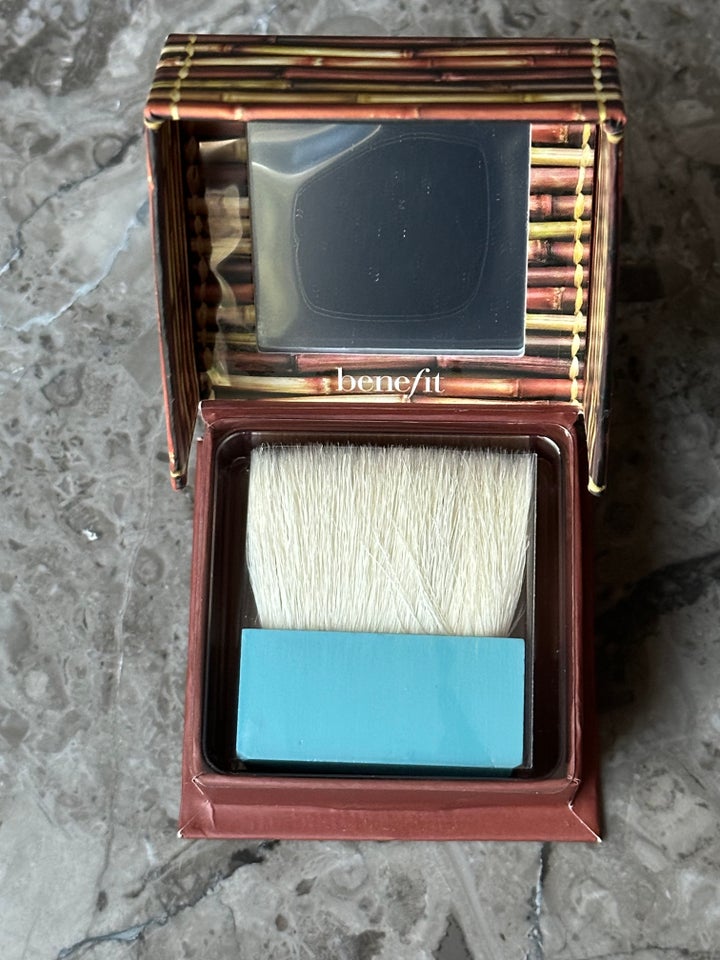 Makeup, Bronzer, Benefit