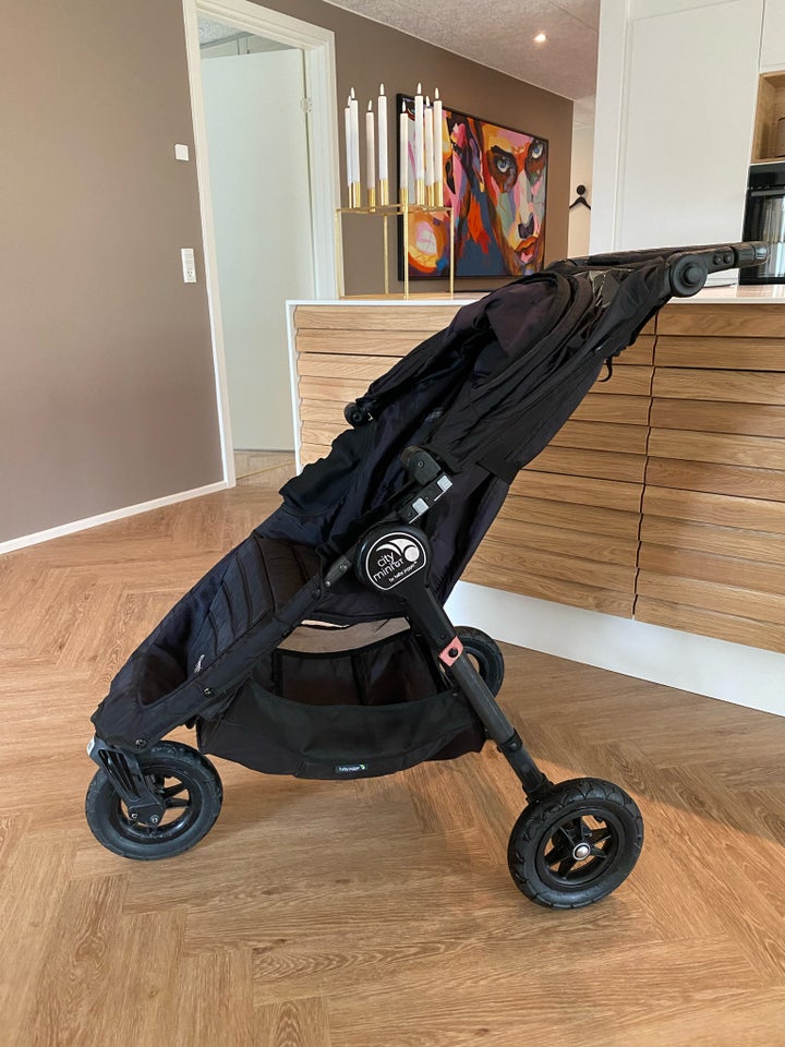 Babyjogger, Baby Jogger City Mini