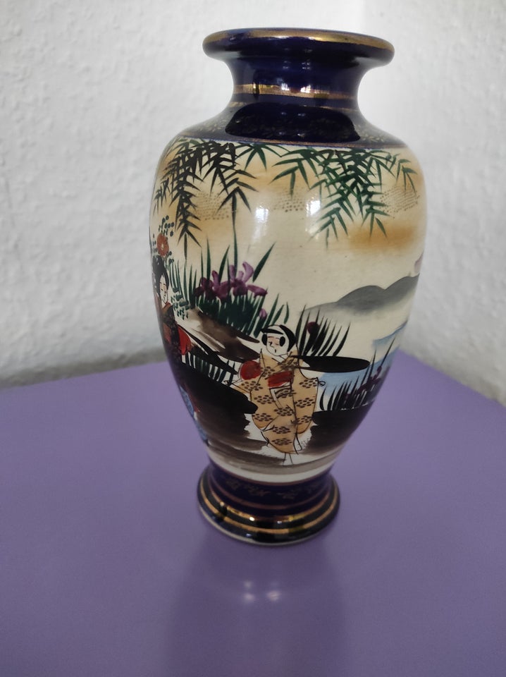 Hånd dekoreret vase Satsuma