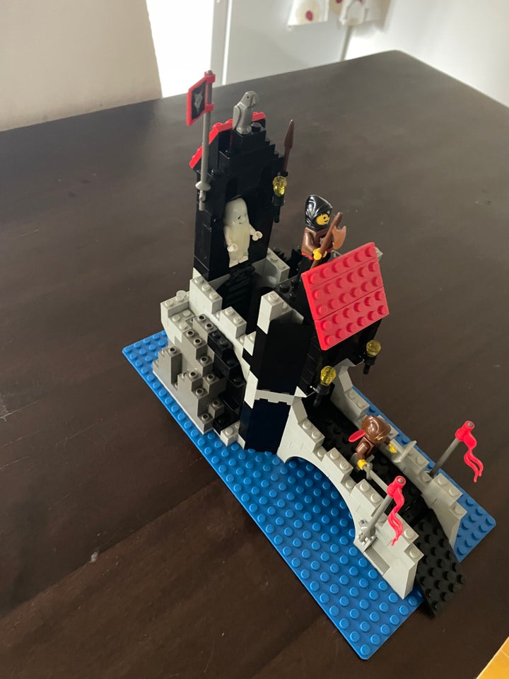 Lego Castle, 6075