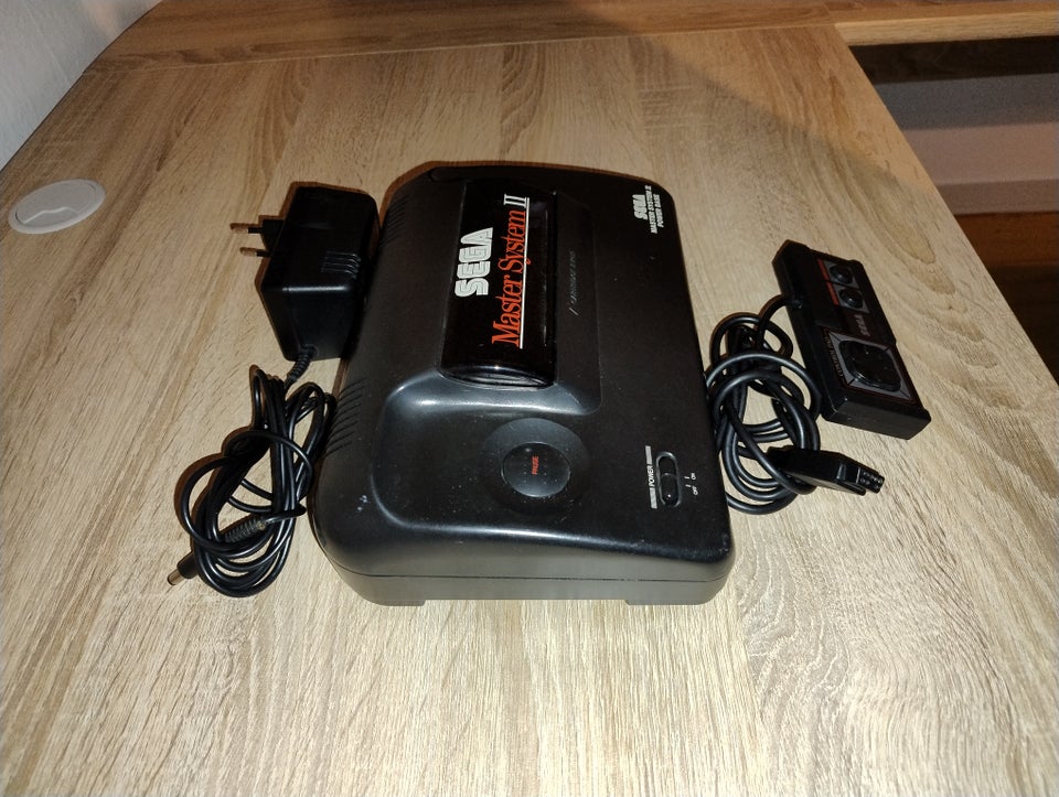 Sega Master System 2 / Power Base,