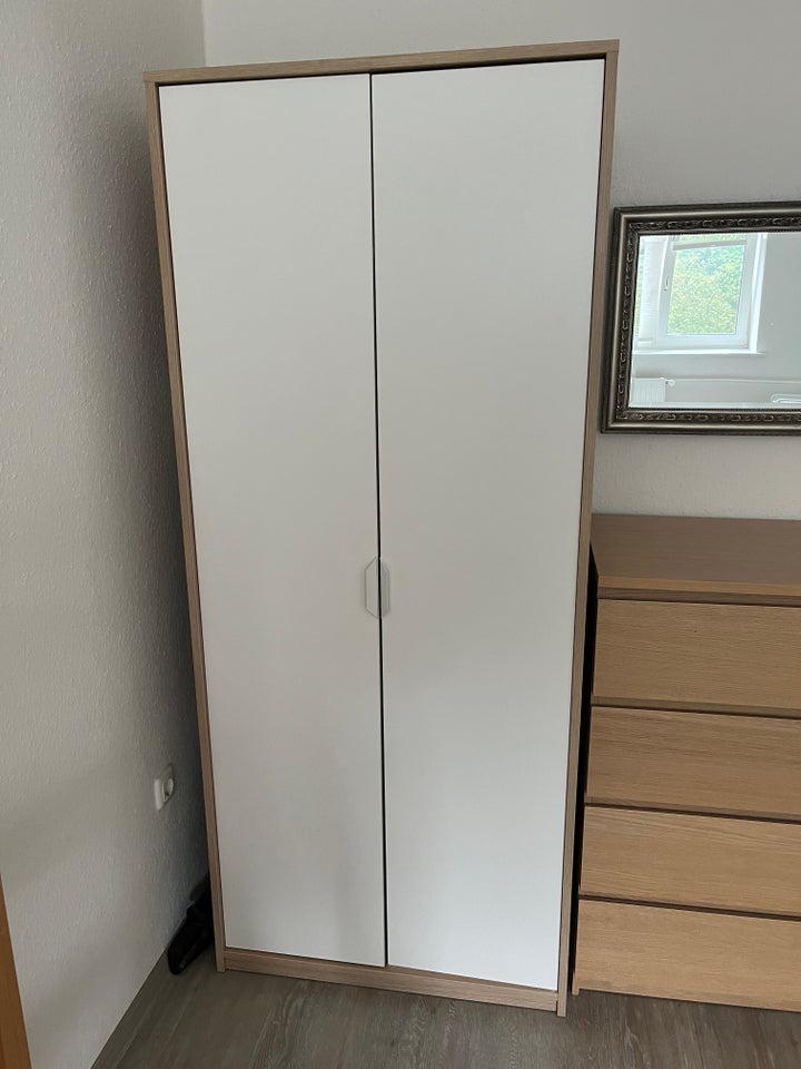 Garderobeskab Ikea b: 80 d: 52 h: