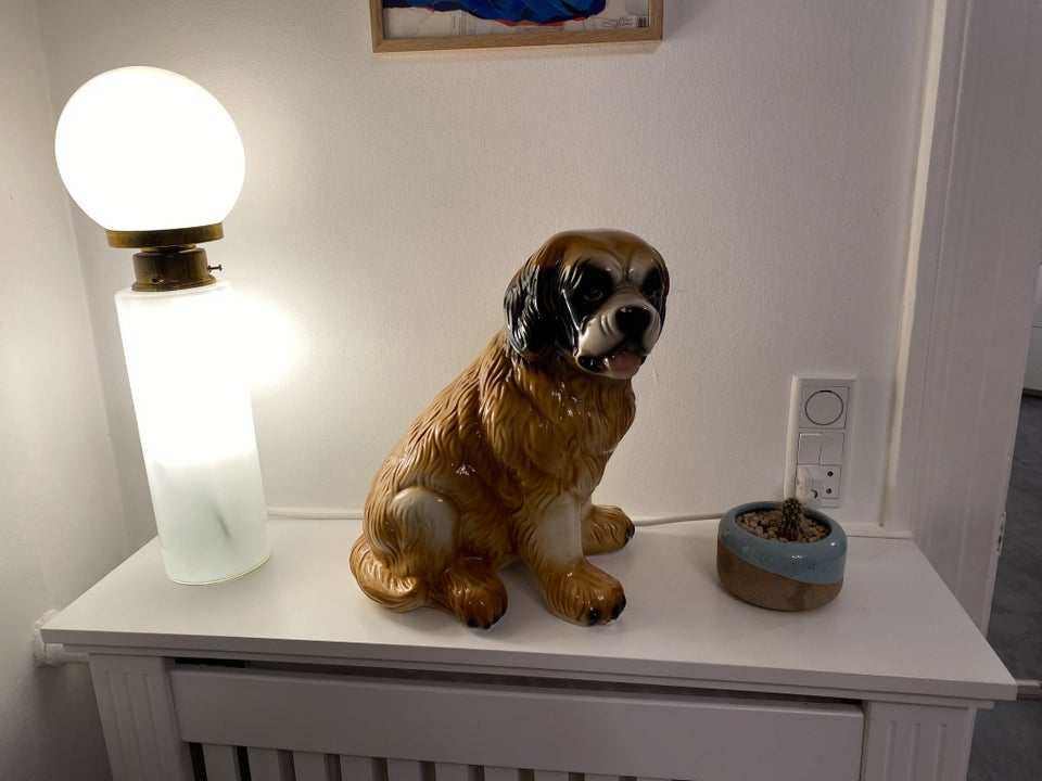 Porcelæns St Bernard hund