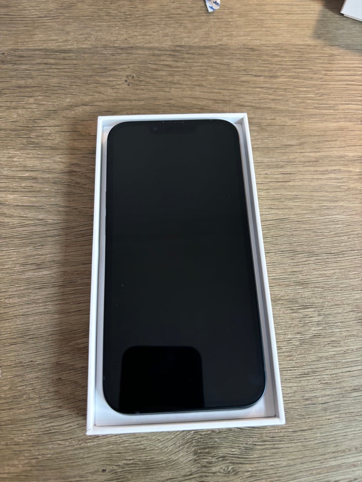 iPhone 13, 128 GB, sort