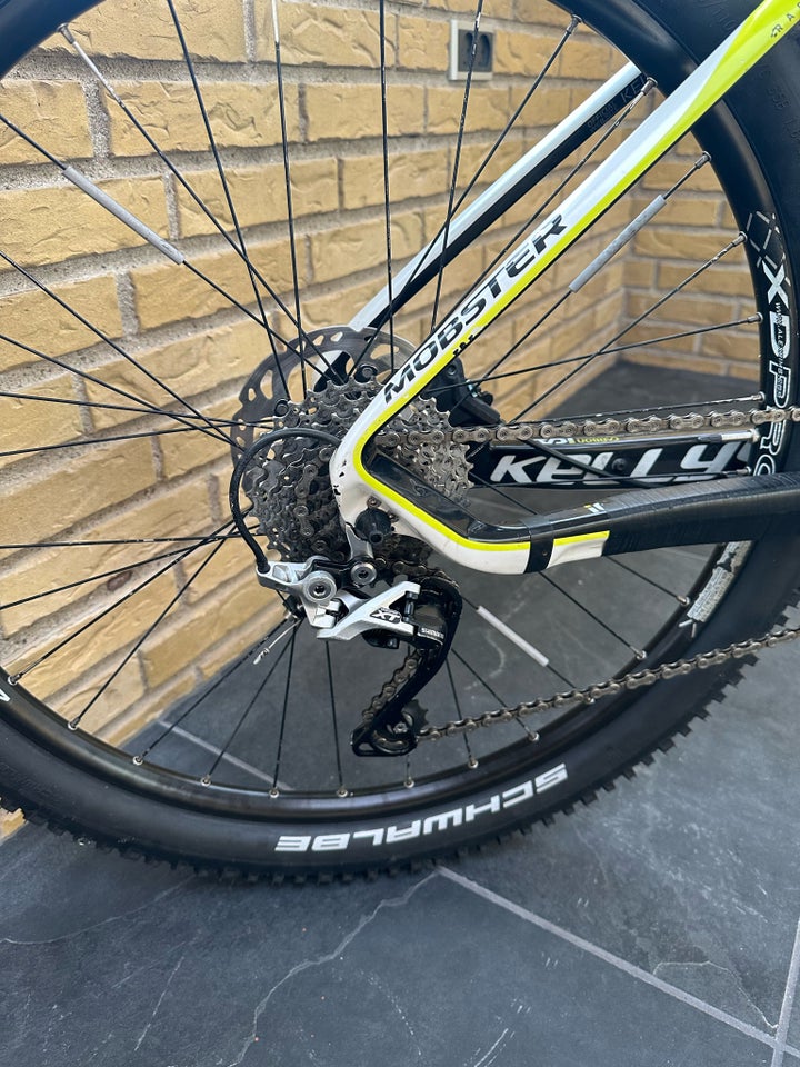 Kellys Hardtail hardtail 18