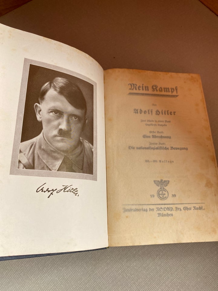 Mein Kampf , Adolf Hitler, emne: