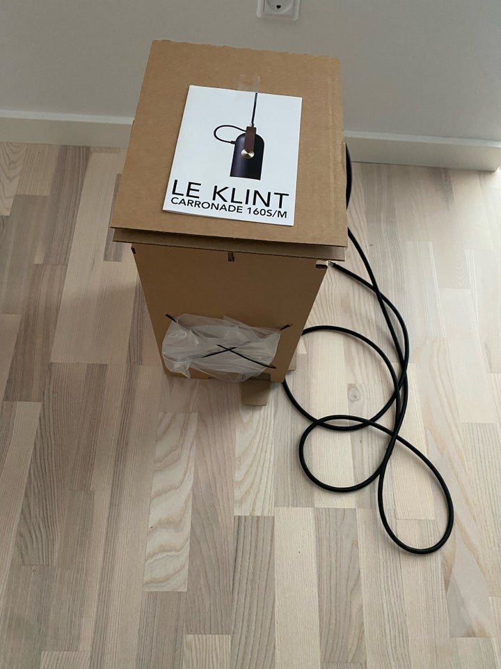 Le Klint Carronade loftslampe