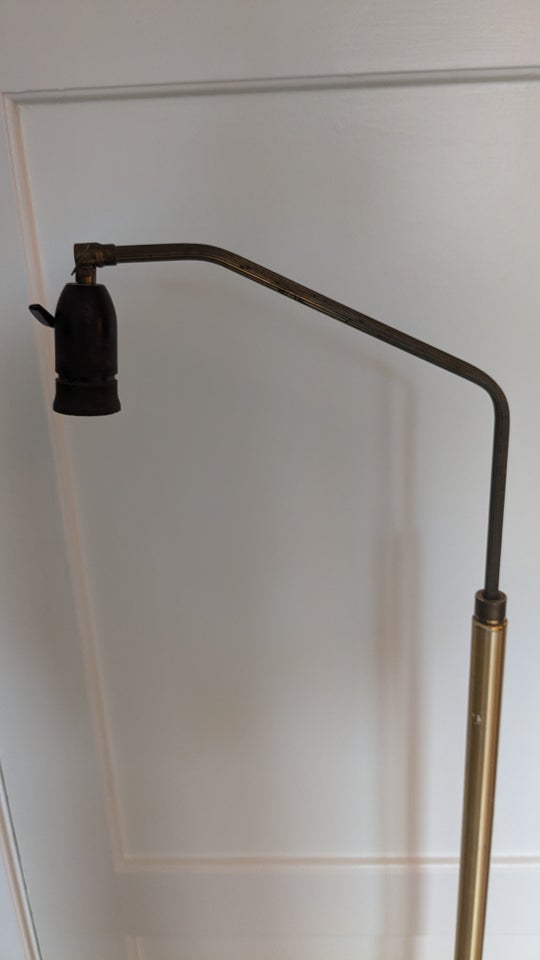 Gulvlampe, Standerlampe