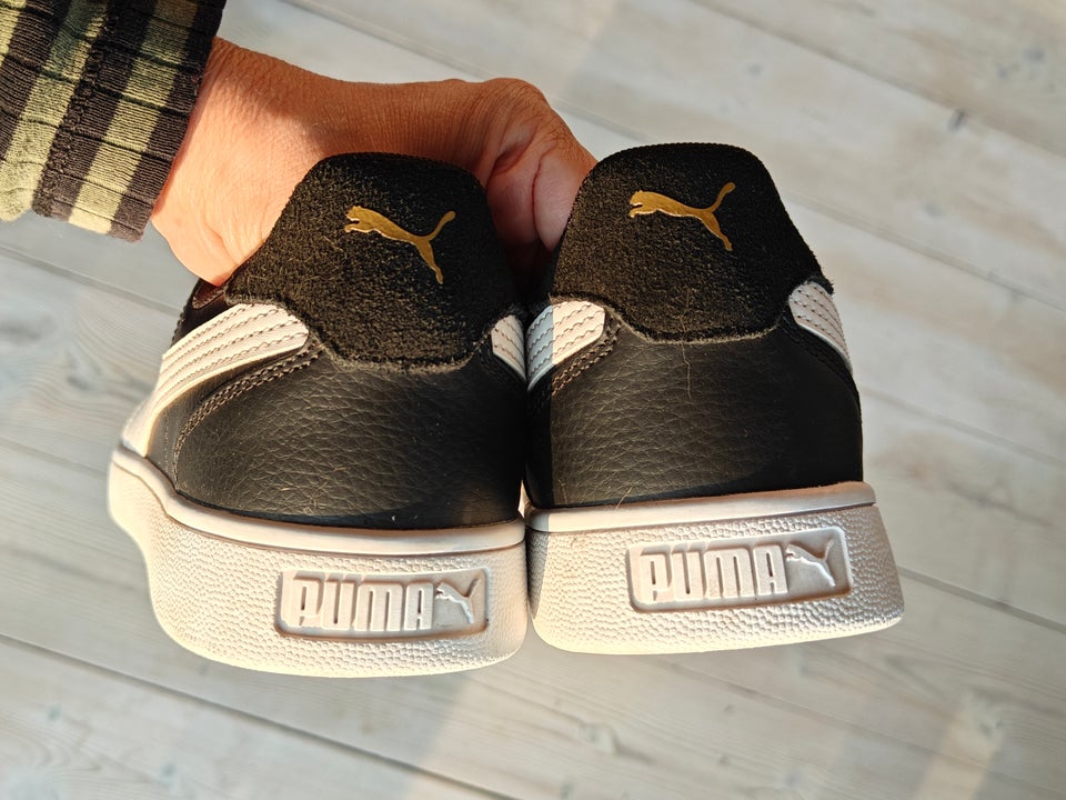 Sneakers Puma str 45