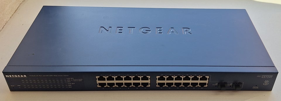 Switch Netgear Prosafe GS724T v2