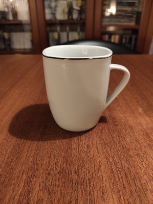 Porcelæn Kaffekrus med sølvkant