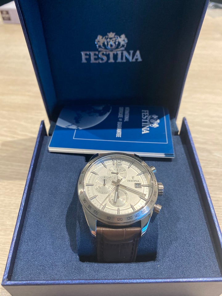 Herreur, Festina