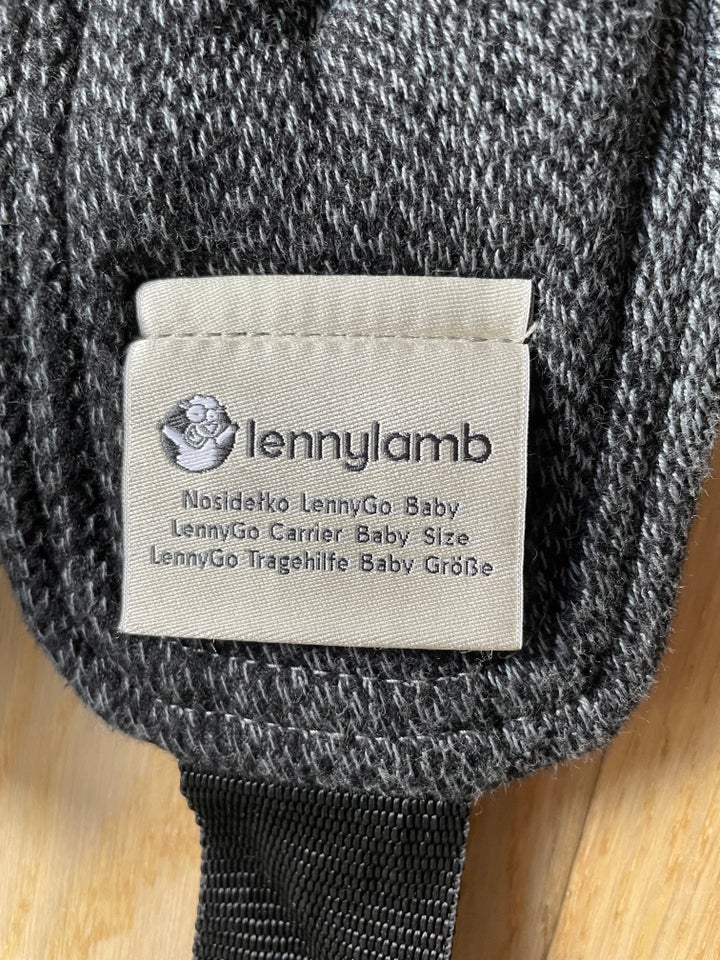 Bæresele, LennyGo Baby ergonomisk