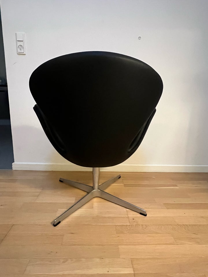 Arne Jacobsen Svane stolen 