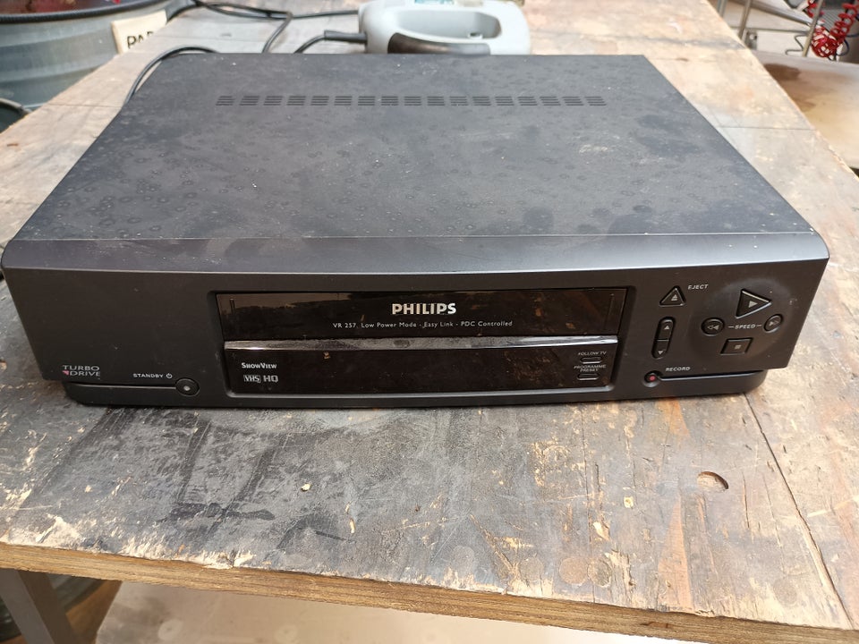 VHS videomaskine Philips VR 257