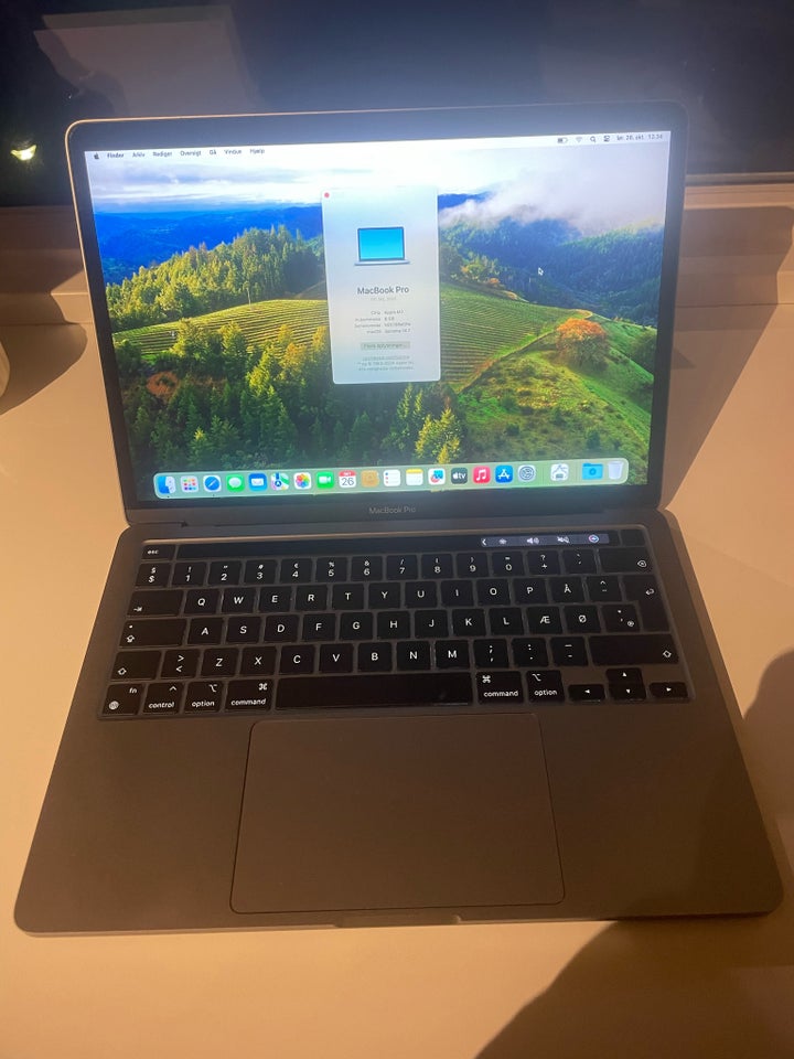 MacBook Pro, 13" M2-CHIP / 256 GB SSD