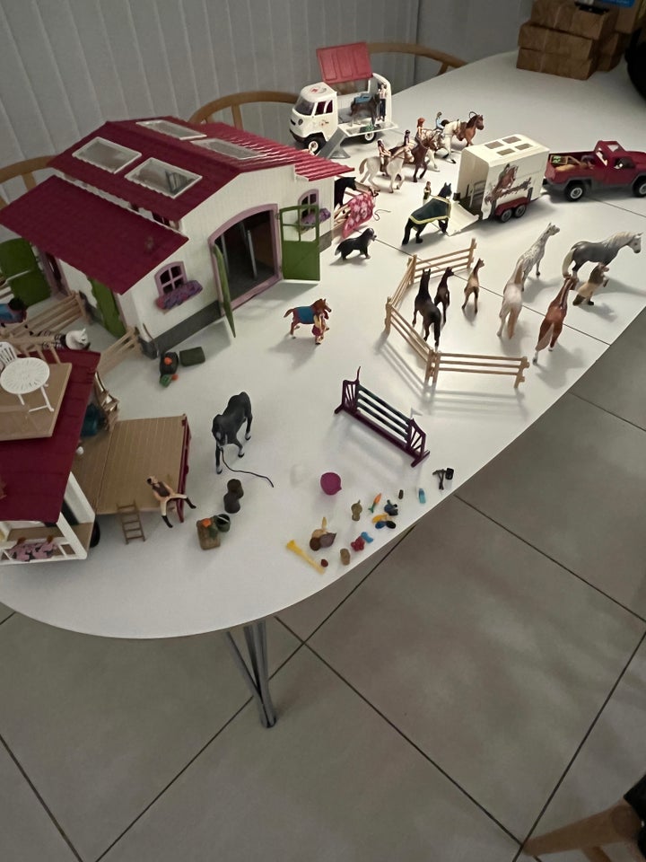 Stald, Schleich Horse Club,