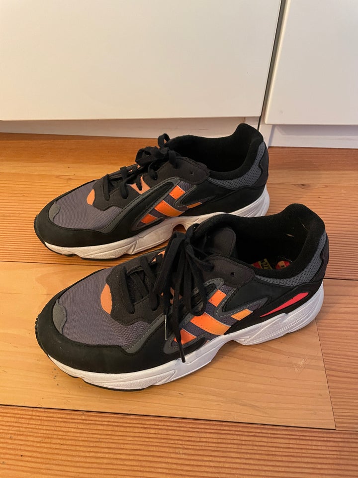 Sneakers, str. 39, Adidas