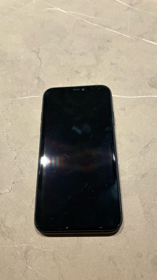 iPhone 11, 64 GB, sort