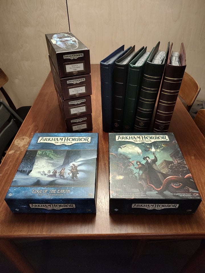 Arkham Horror the Card Game