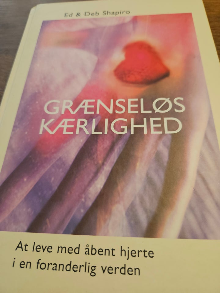 Grænseløs kærlighed, Ed  Deb