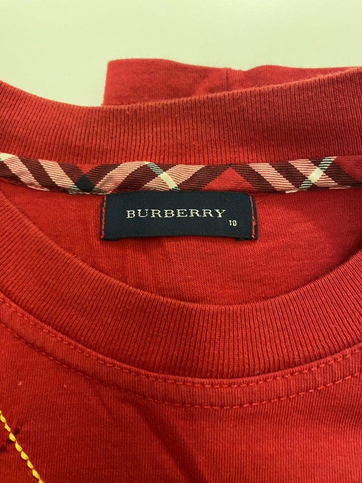 T-shirt, T-shirt, Burberry