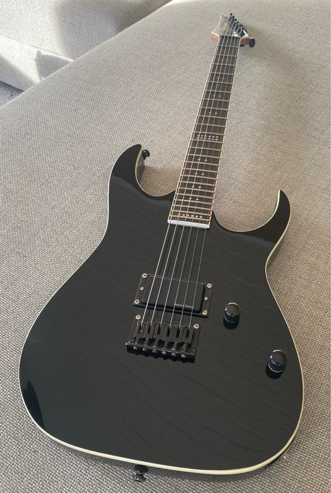 Elguitar Ibanez RG