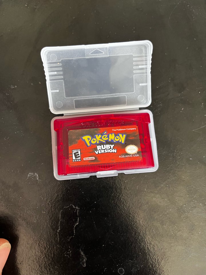 Pokemon ruby Gameboy Advance