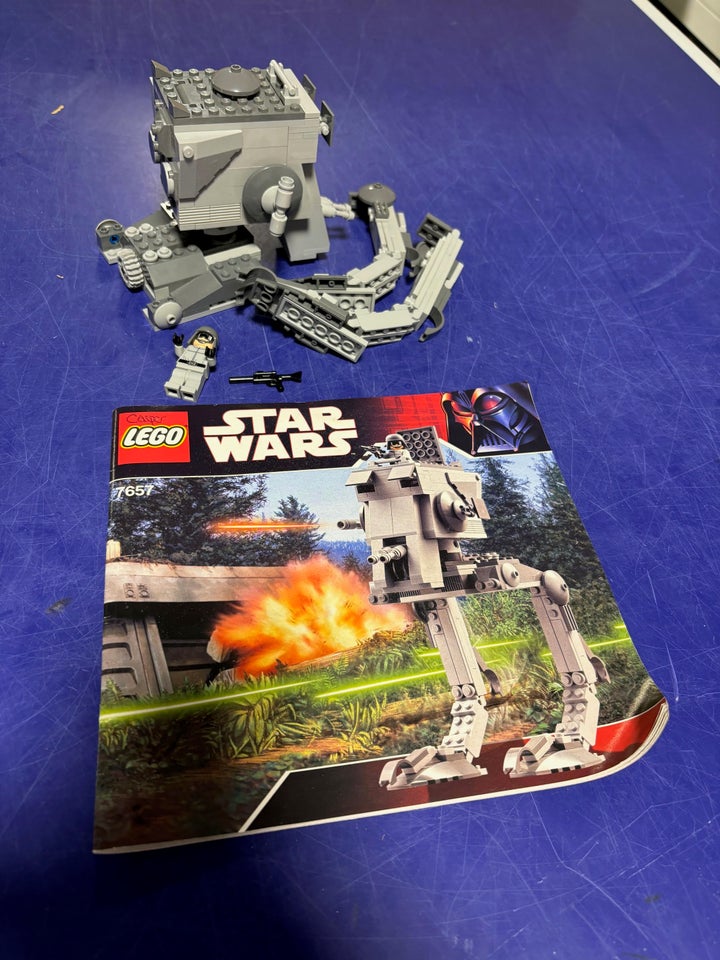 Lego Star Wars, 7657