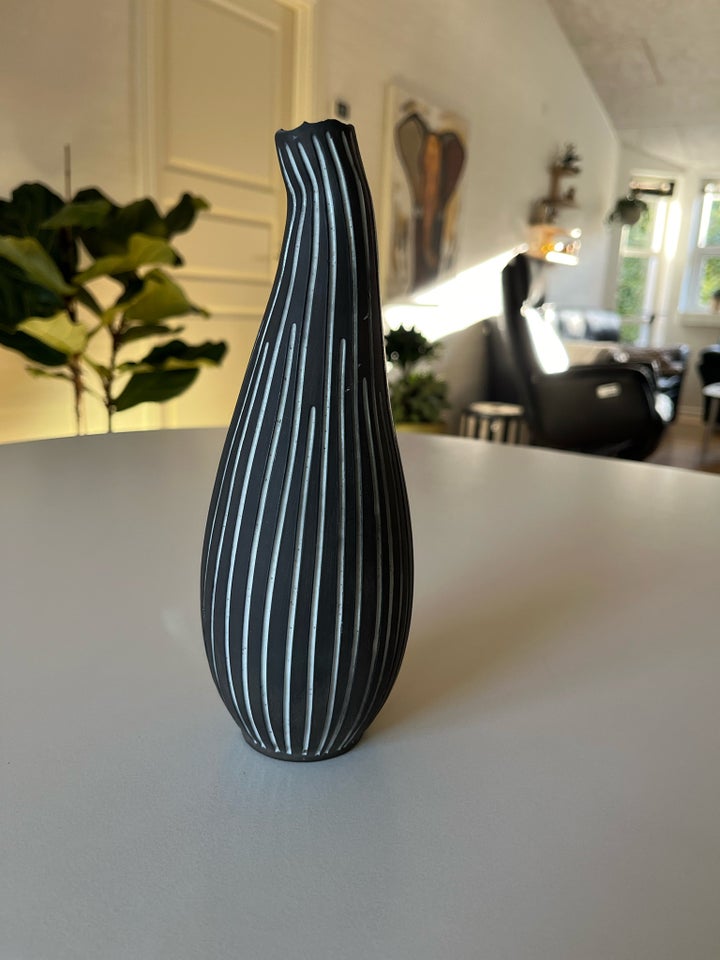 Vase, Helge Østerberg