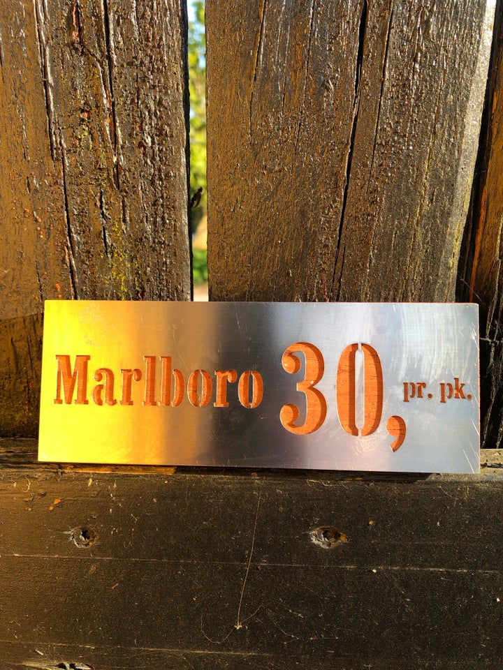 Fedt vintage Marlboro skilt