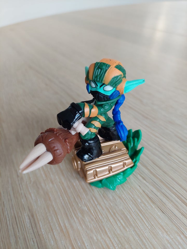 Skylanders superchargers figur