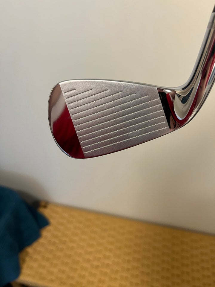 Grafit golfjern, Wilson STAFF