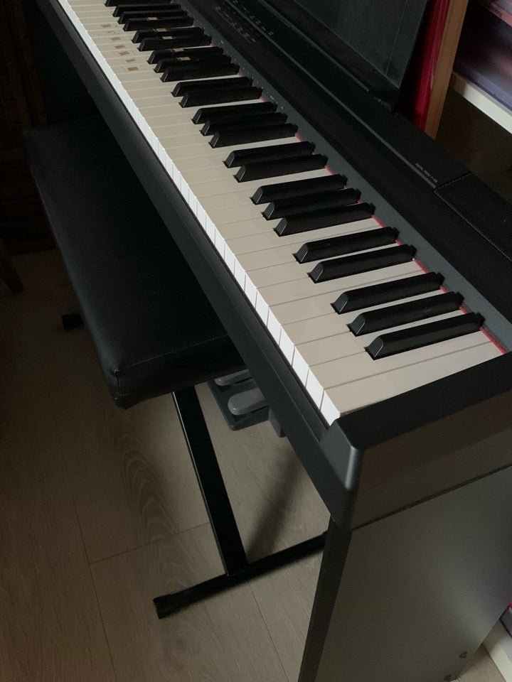 Digitalpiano, Yamaha P-105