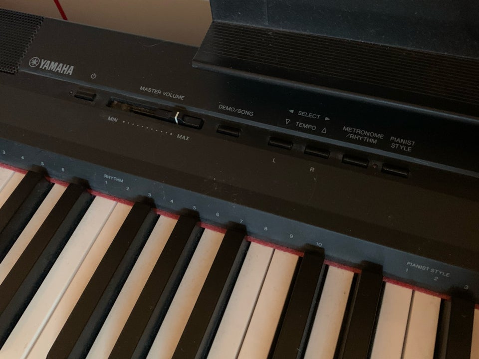 Digitalpiano, Yamaha P-105