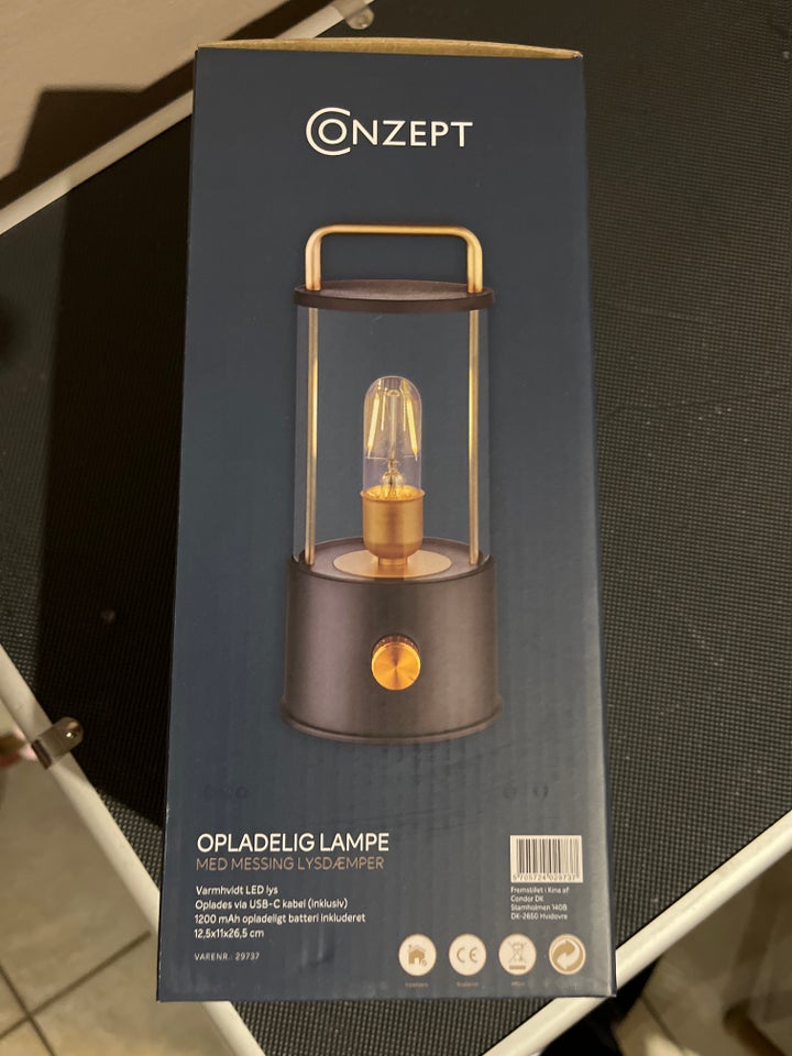 Anden bordlampe, Conzept