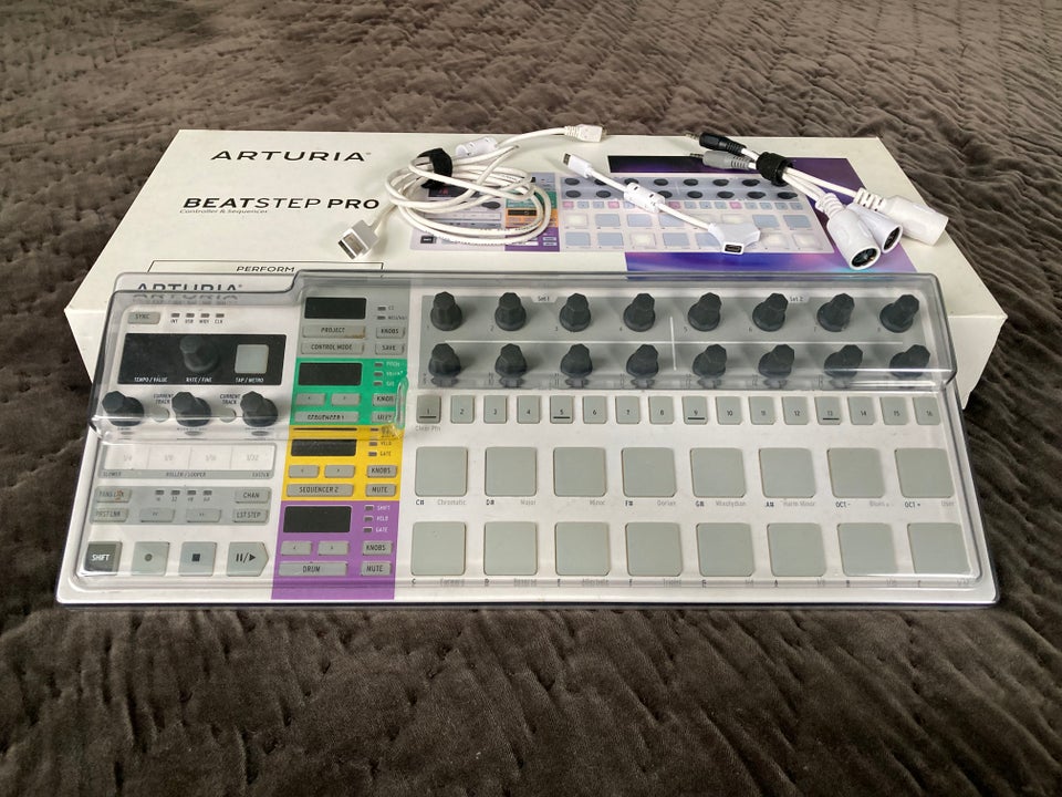 Step Sequencer/MIDI Controller,