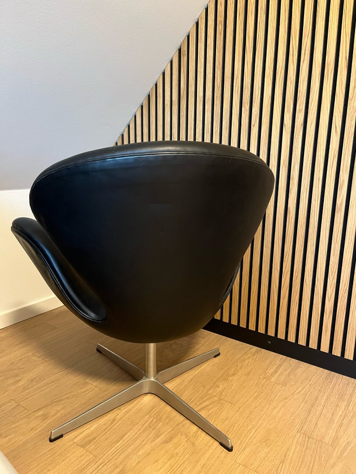 Arne Jacobsen Svanen