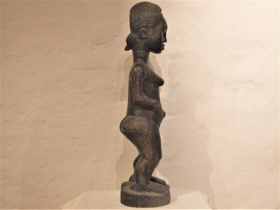 ETNOGRAFISK AFRIKANSK FIGUR, TRÆ