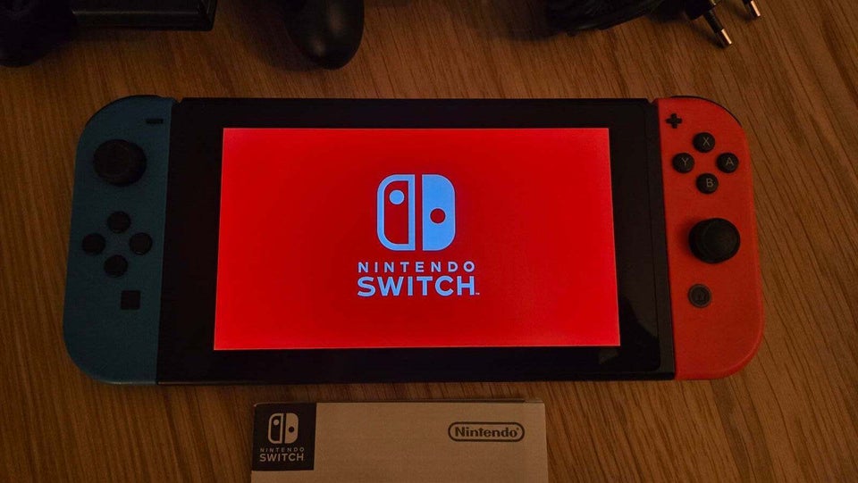 Nintendo Switch, 2019 v2, Perfekt