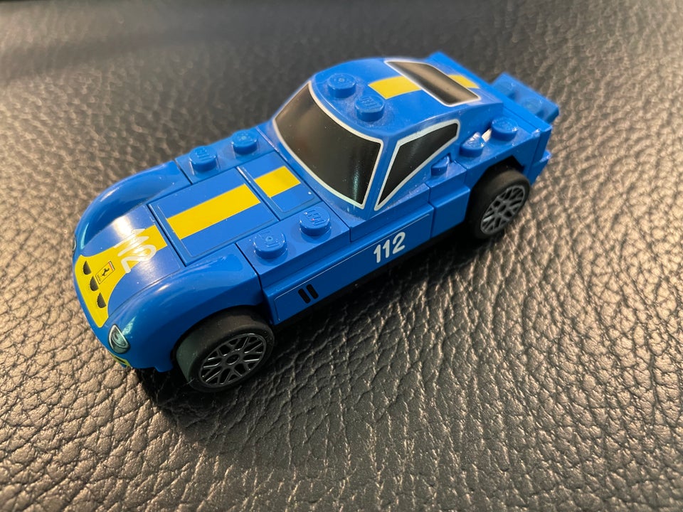 Lego andet Ferrari